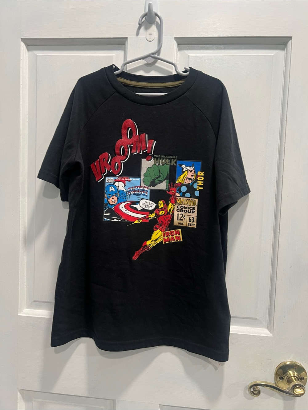 Marvel Boys Black Comic Book Scenes Short Sleeve T Shirt Tee Sz 11/12 Pre Loved